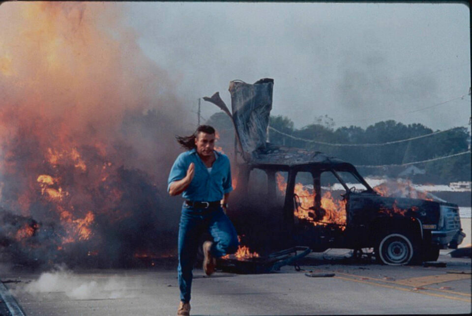 Hard target 63 universal dias woo