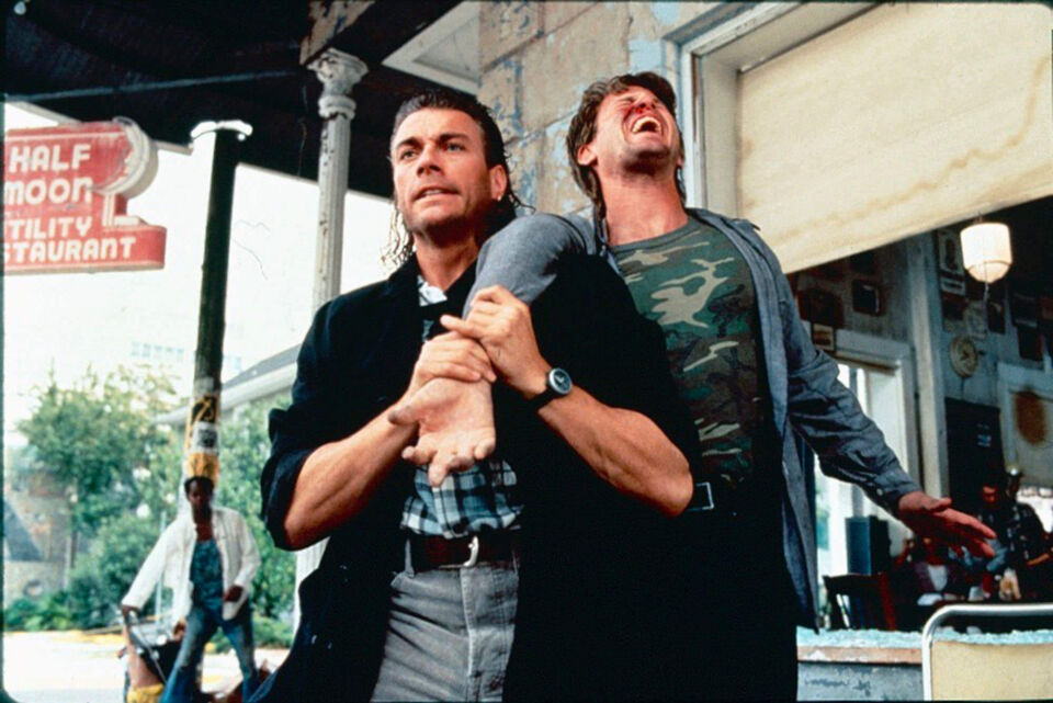 Hard target 71 universal dias woo