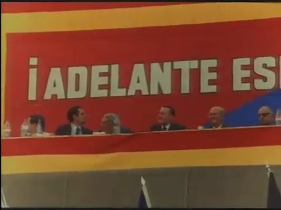 DESPUES DE PARTE 1 NO SE OS PUEDE DEJAR SOLOS 02