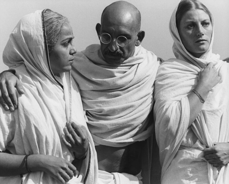 Gandhi 16