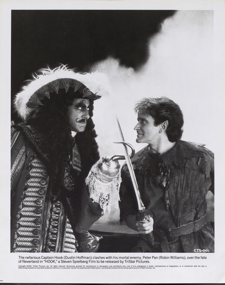 HOOK207320 Spielberg20copy