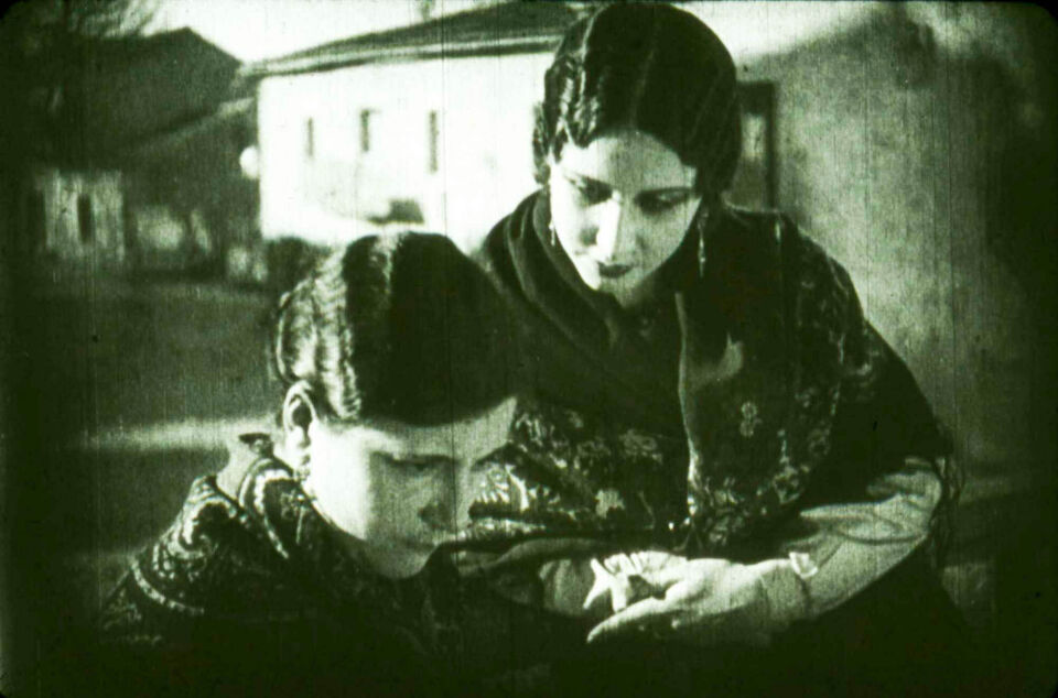 La aldea maldita sound version 1