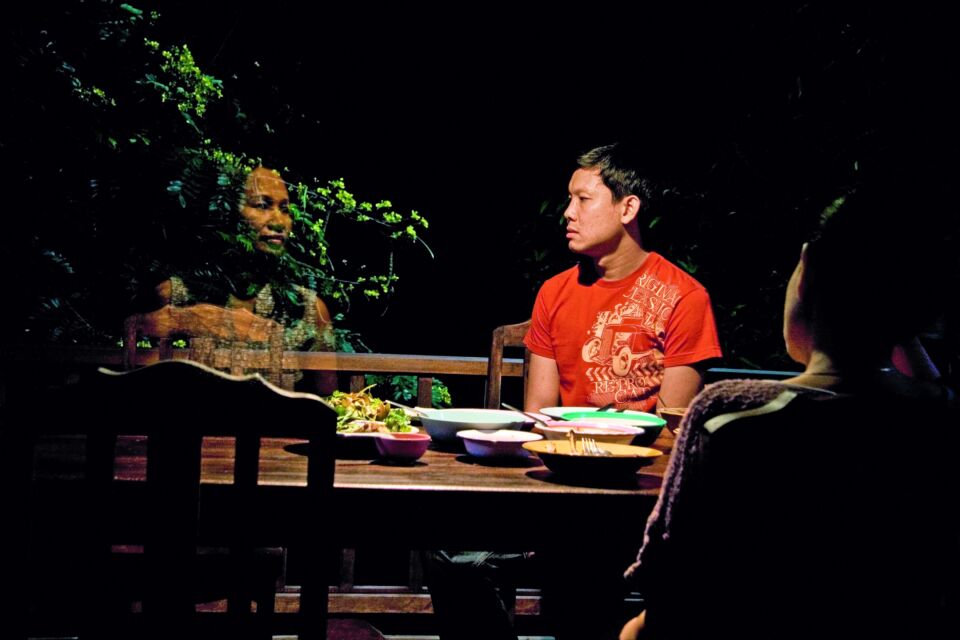 Lung Boonmee raluek chat 2 Weerasethakul