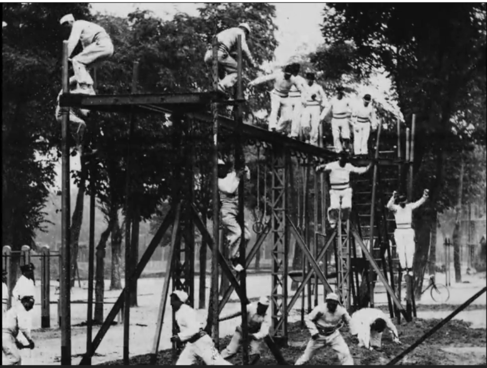 Passage des portiques ecole de gymnastique de Joinville 2 Dickson