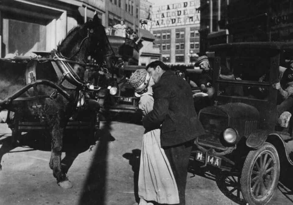 Sunrise a song of two humans 1 Murnau