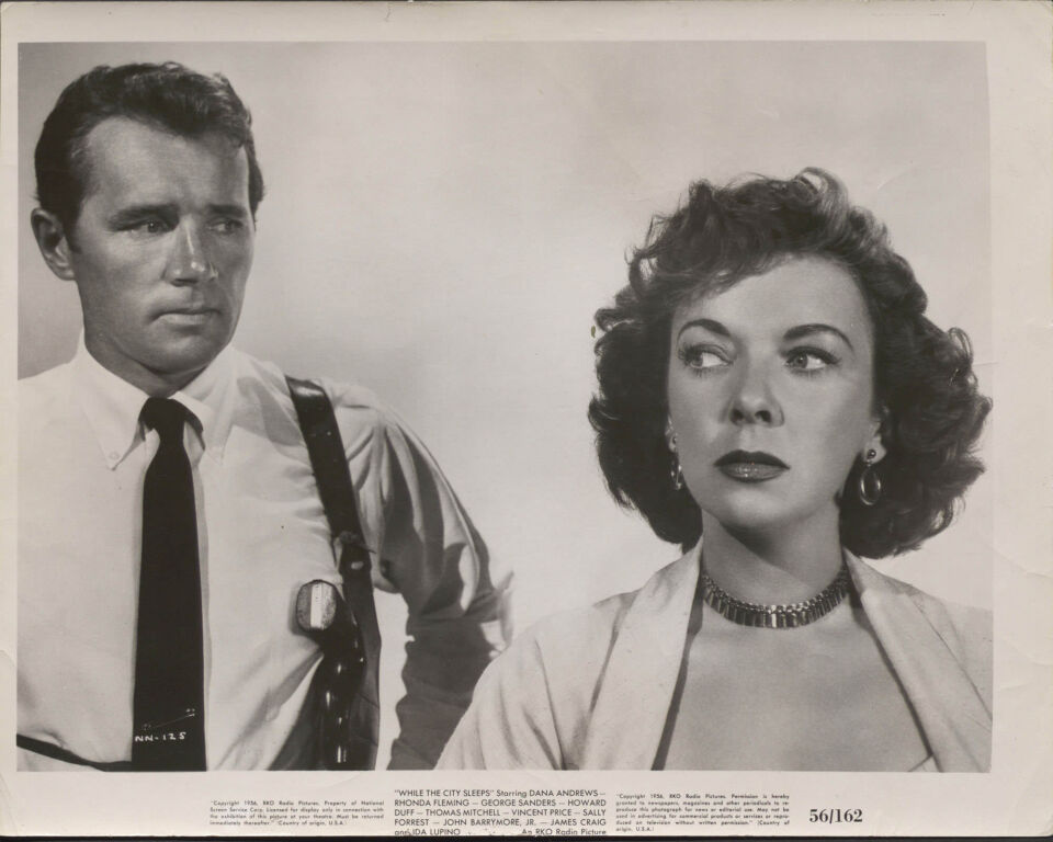 While the city sleeps 11